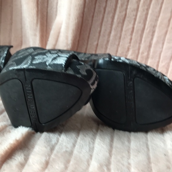 NINE WEST sz 6B - Picture 5 of 6